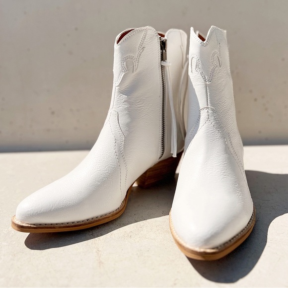 NEW Pointy Toe Stack Block Heel Zip Up Western Ankle Booties Boots Off White - Picture 3 of 15